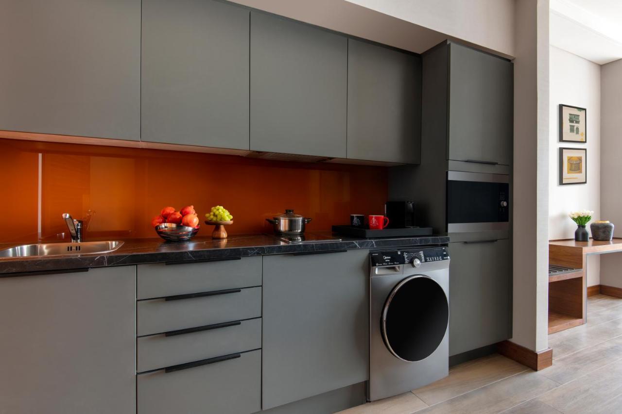 Swissotel Living Jiddah Esterno foto A modern kitchen